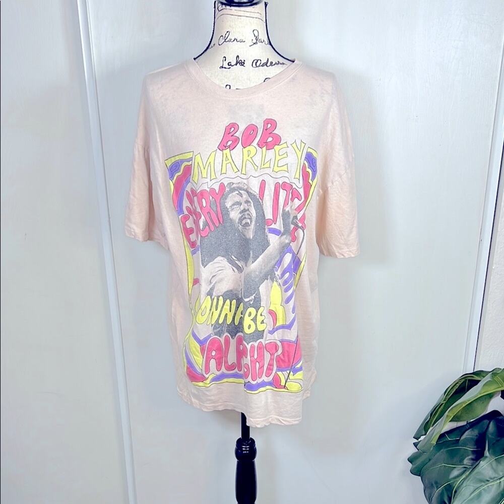 Bob Marley Graphic T-Shirt - Beige size L/XL